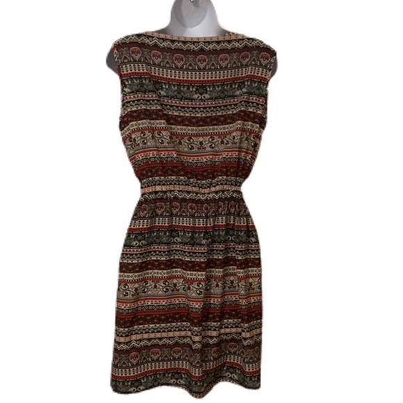 Feathers dress - Picture 2 of 8